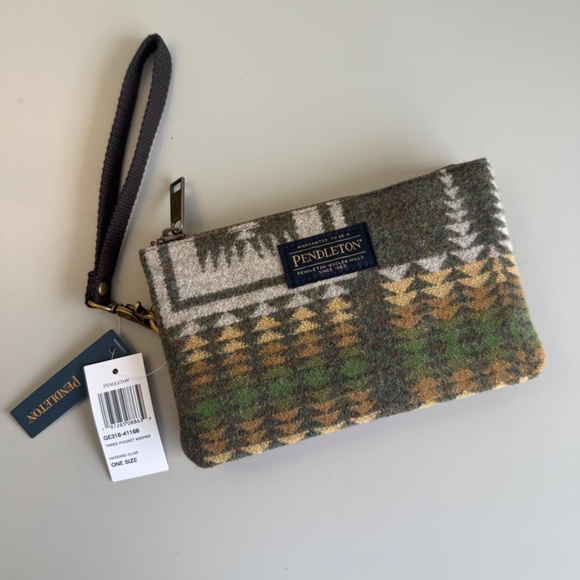 Pendleton Three Pocket Keeper Olive Wallet NWT - Picture 1 of 10